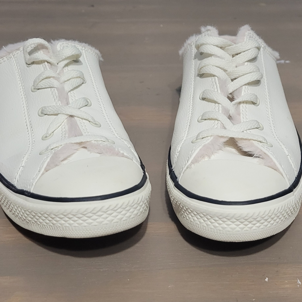 Converse All Star White Slip On Faux Fur Lined Womens 9.5